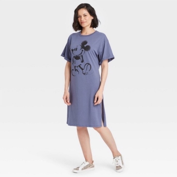 Disney Other - Disney’s Mickey Mouse midi length tee shirt dress with side slit